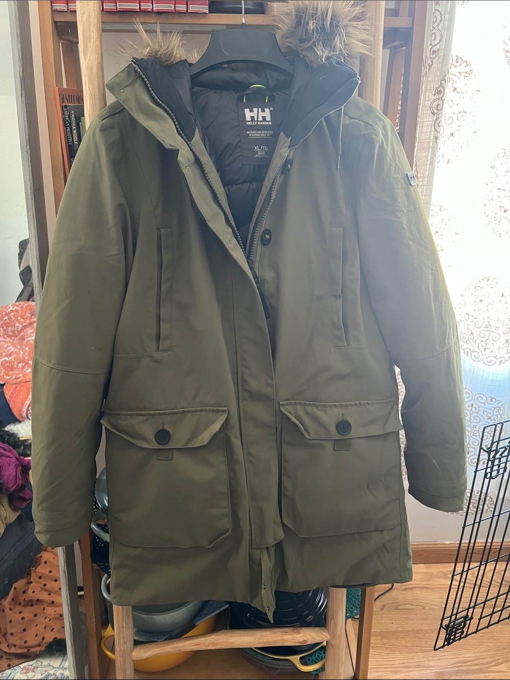 Helly Hansen Svalbard Olive Green Down Parka with Faux Fur Trim - womens